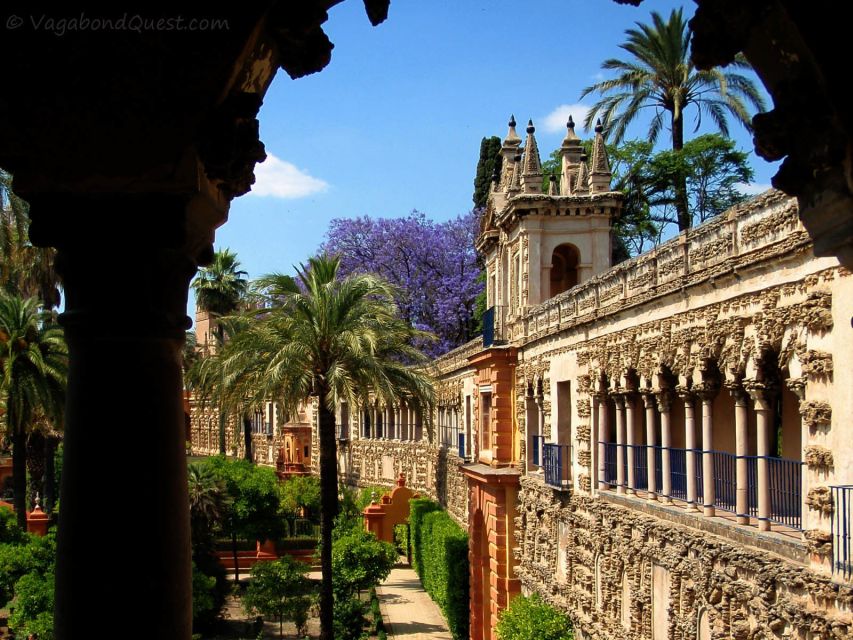 Seville: Cathedral, Giralda & Alcázar Guided Tour - The walking route and timing: where the day feels easy and where it can feel long