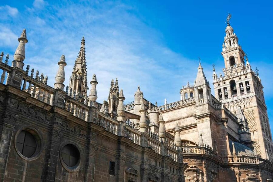 Seville: Cathedral Guided Tour with Optional Alcázar - Seville Cathedral Walkthrough: The Stops That Actually Matter