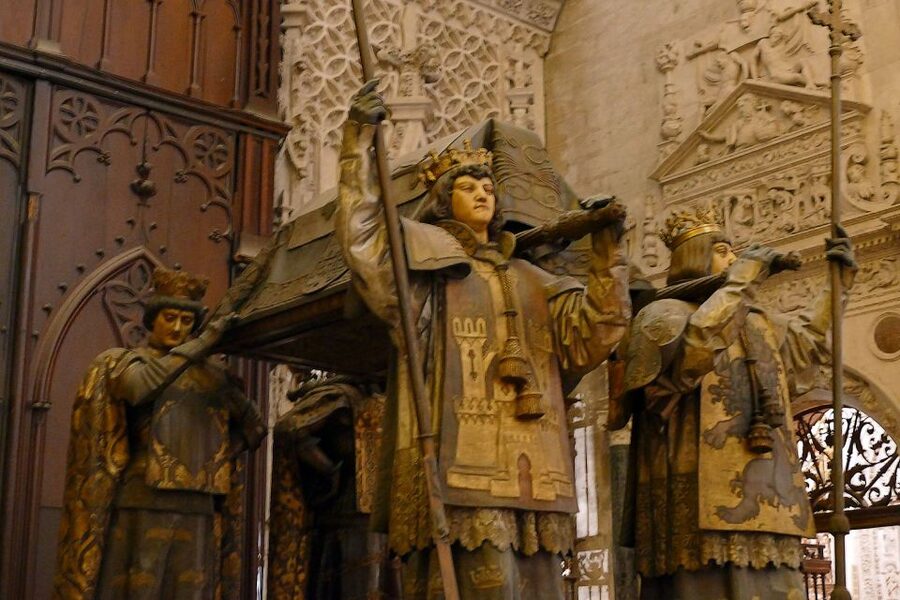 Seville Cathedral Skip-the-Line Tour - Why Seville Cathedral feels like Spain in one building
