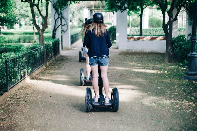 Seville City Tour: 1-Hour Panoramic Segway Tour - Giralda and Seville Cathedral outside: fast orientation with real scale