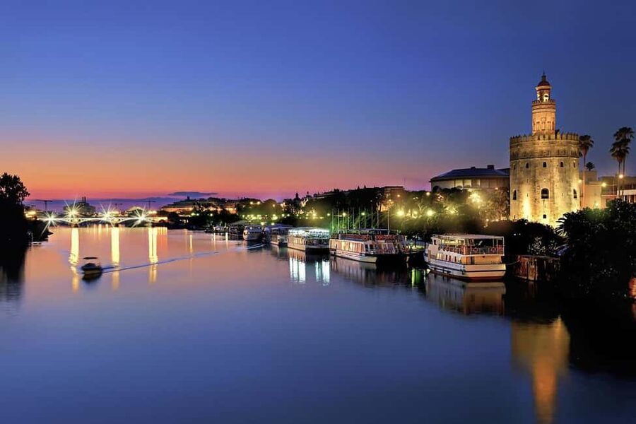 Seville : Discover best plans recommended by local people - How the Liiffe itinerary gets made in about 2 minutes