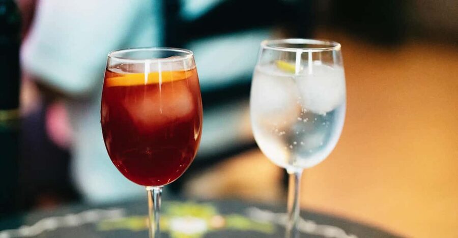 Seville: Drinks of Sevilla Tasting - Six drinks, six ways to pay attention