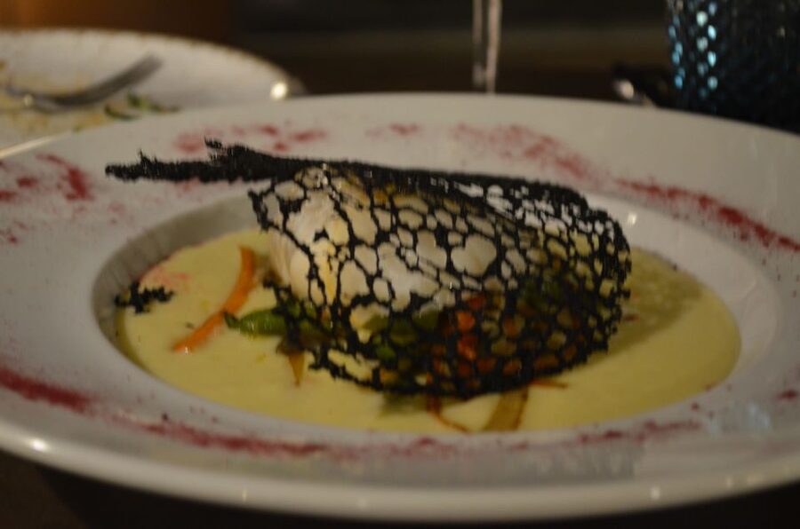 Seville: Flamenco Show & Roof Dinner with Cathedral Views - Flamenco intensity: what you should be ready for