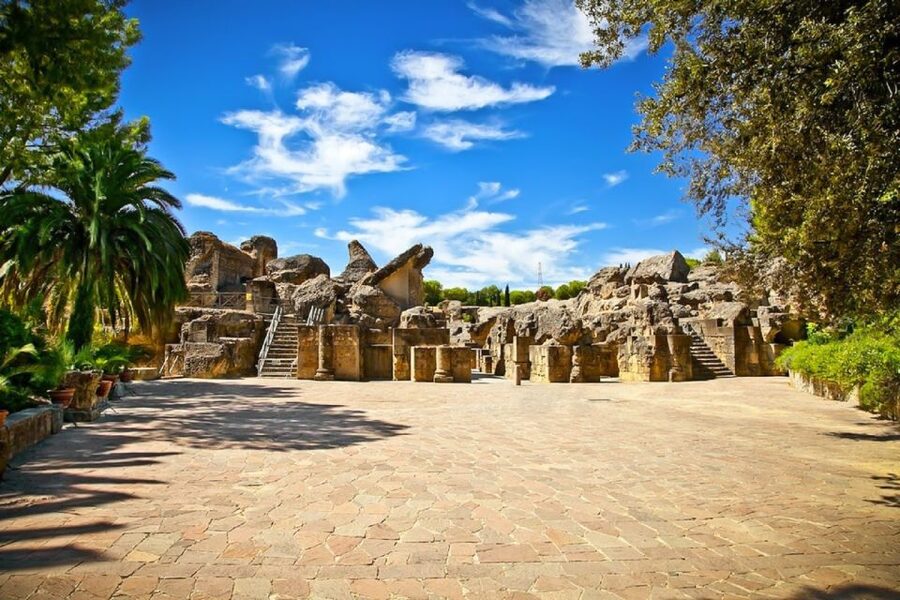 Seville: Game of Thrones and Roman Empire Italica Tour - Stepping into Itálica: from the entrance to Roman domus streets