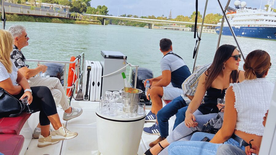 Seville: Guadalquivir River Boat Tour - What the captain adds, and why the narration matters