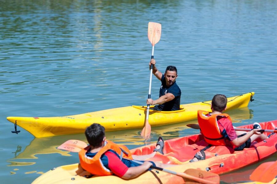 Seville:Guadalquivir River Kayak Tour - Club Deportivo Triana Turismo: Getting There and Starting Stress-Free