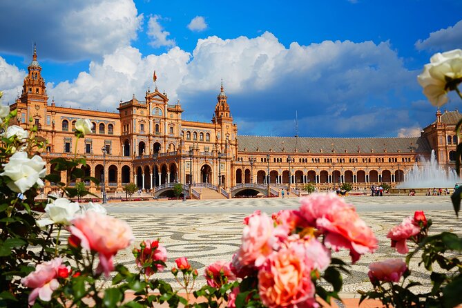 Seville Guided Small-Group Walking Tour - Real Alcázar Exterior Views and the Archivo General de Indias