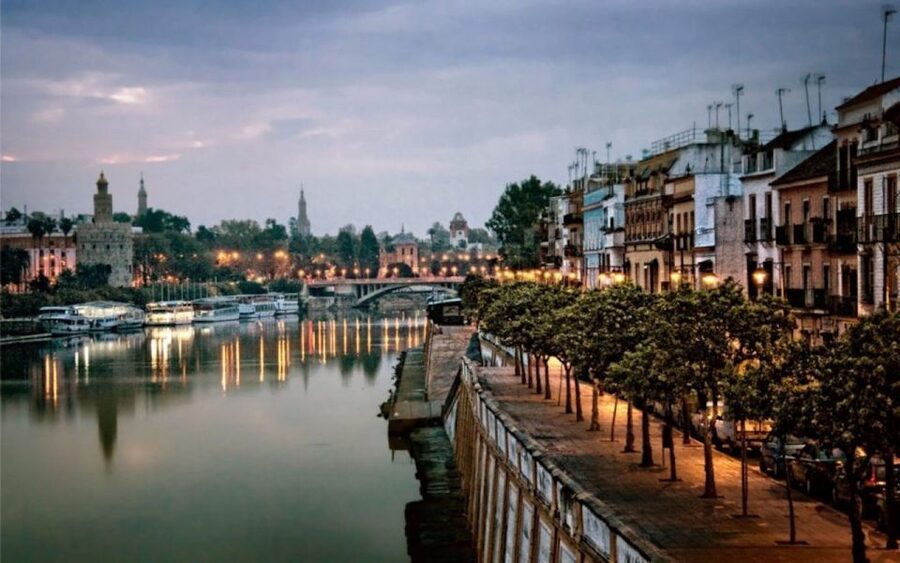 Seville: Half-Day Flamenco & Tapas Night - Triana flirts with your senses, then flamenco grabs the mic
