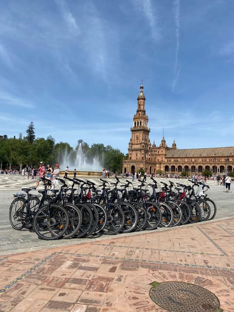Seville: Highlights City Bike Tour - Cathedral area panoramas: the best outside-first introduction