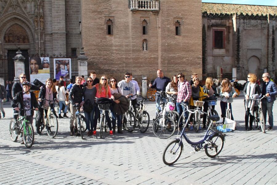 Seville: Historic Center Bike Tour - Meeting at Centerbici and what to do before you roll
