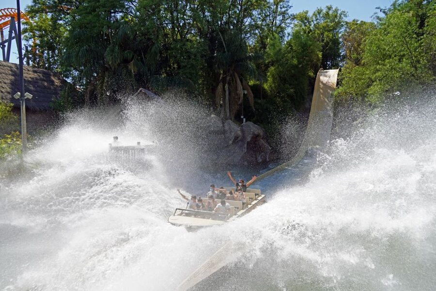 Seville: Isla Mágica with Optional Agua Mágica Park Tickets - Getting There From Seville (A Realistic Day Trip Plan)