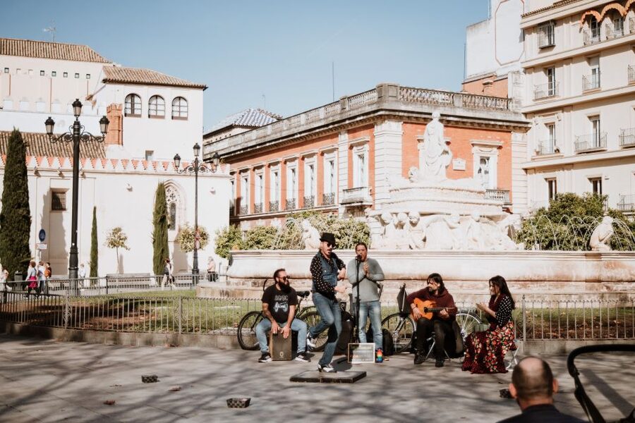 Seville Jewish Quarter walking tour: Santa Cruz District - Plaza de Doña Elvira and Callejón del Agua, for pauses and whispers