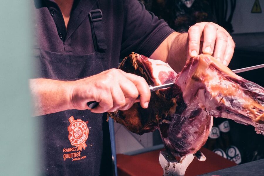 Seville: Morning Market & Tapas Tour - What you actually taste, from churros to tapas