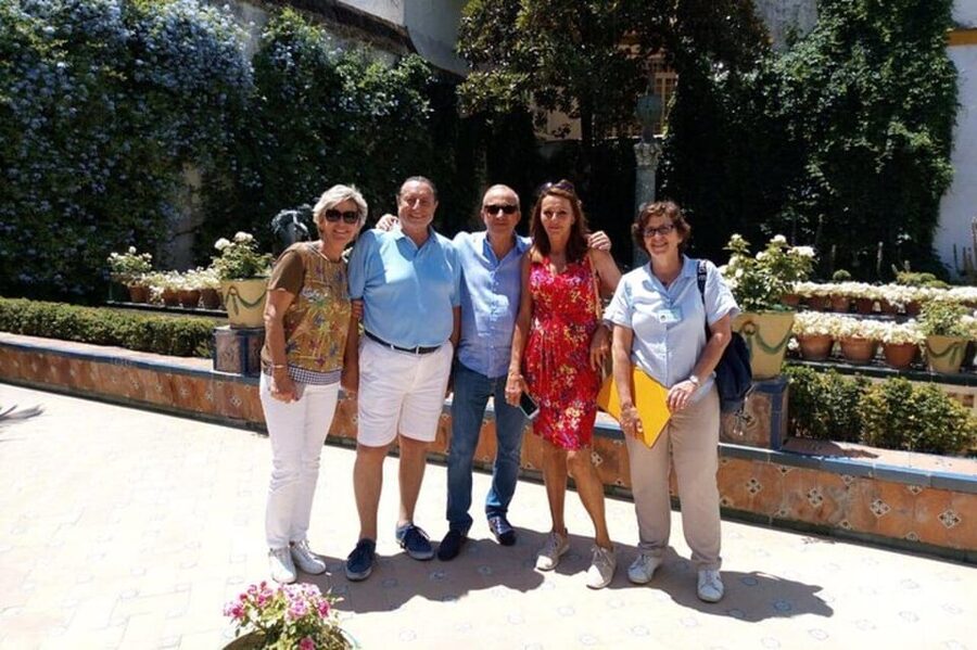Seville: Must-See Attractions Walking Tour - Plaza del Cabildo and Seville Cathedral, the guide helps you read the Gothic wow-factor