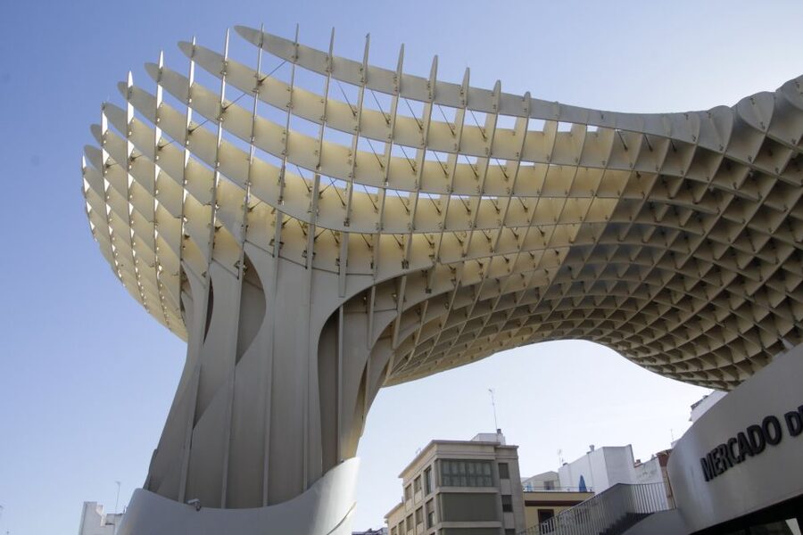 Seville Orientation Tour - Salvador Square and El Salvador Church: a busy pause with real landmarks