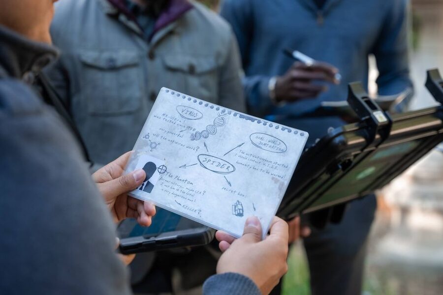 Seville: Outdoor Escape Game - Operation Mindfall - Price for a 2-Hour iPad Puzzle Tour