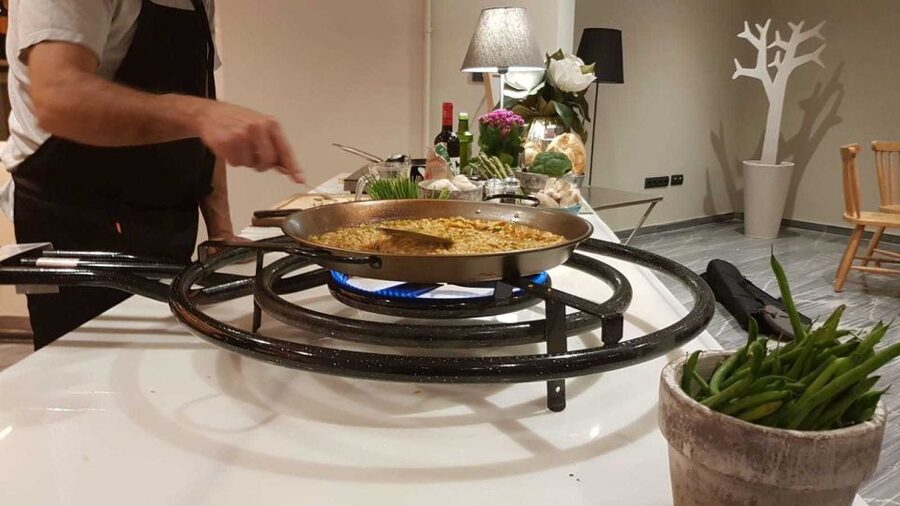 Seville: Paella Showcooking Experience - Should You Book This Seville Paella Show?