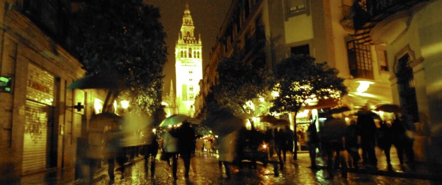 Seville: Paranormal Walking Tour in Spanish - Price and Value for Around $14, 2 Hours, Spanish-Language Only