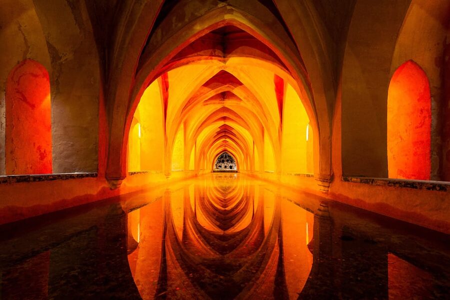 Seville: Priority Access Cathedral, Giralda & Alcázar Tour - Real Alcázar: Moorish-Christian fusion, gardens, and Game of Thrones connections