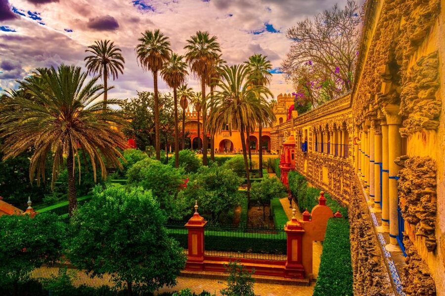 Seville: Priority Access Royal Alcazar Tour - Gardens where the pace slows, with classic Andalusian views