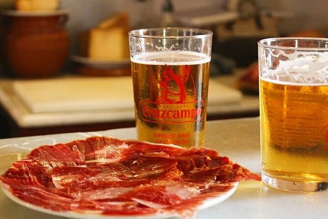 Seville Private Walking Tour with Alcazar & Cathedral Tickets - Getting Started at La Giralda, Then Walking the Best First Loop