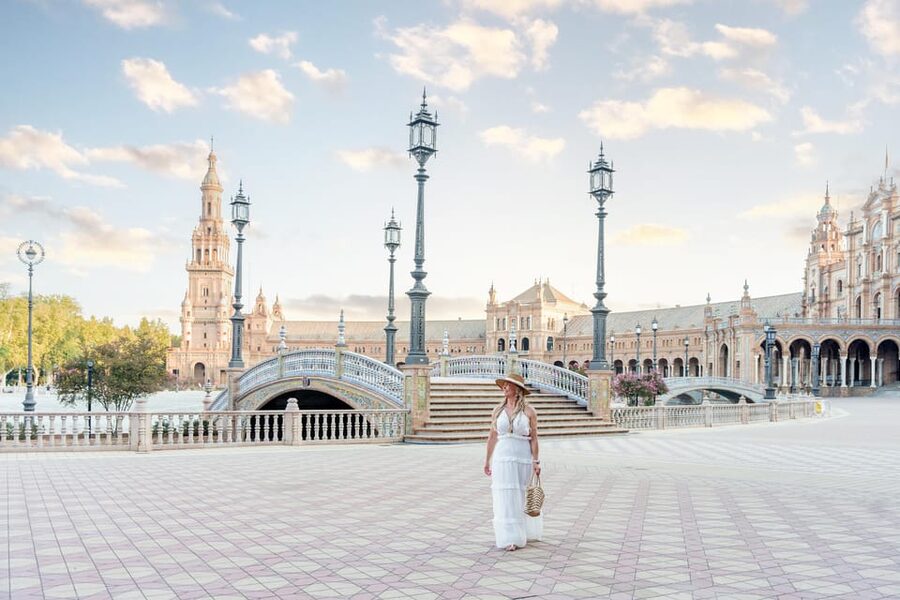 Seville: Professional Photoshoot - Choosing the Best Time: Why Early Morning Pays Off