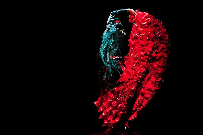 Seville: Puro Flamenco Show - Museo del Baile Flamenco - Price and value: how $35.07 stacks up in Seville