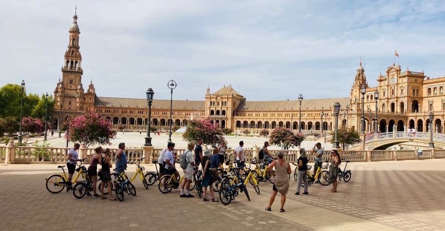 Seville: Relaxing City Bike Tour with a Tour Guide - Why cycling Seville works so well