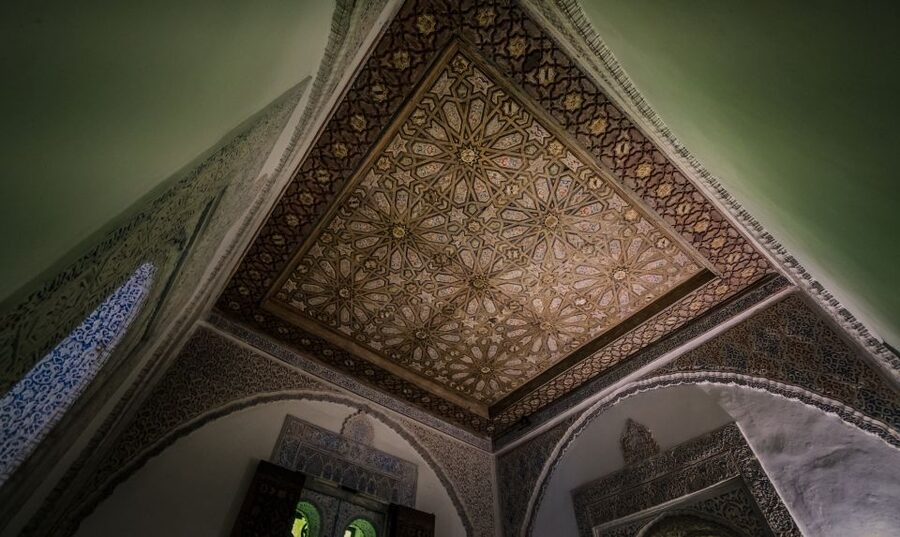 Seville: Royal Alcázar Skip-the-Line Tour by Local Experts - Why the Alcázar is more than pretty walls and tiles