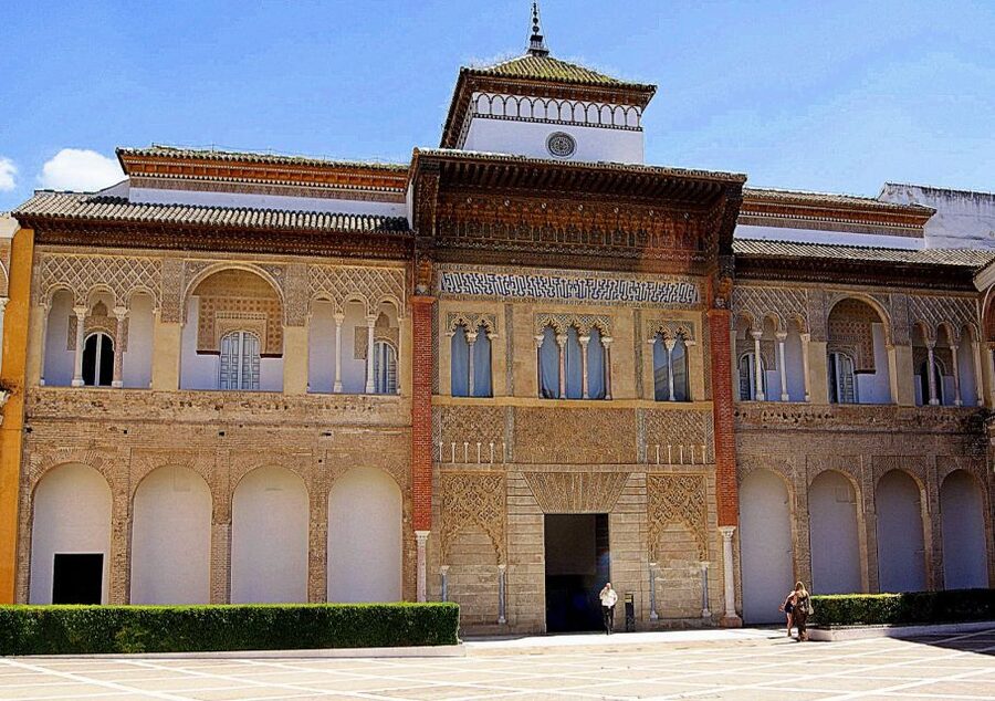 Seville: Small-Group Alcázar Guided Tour & Entry Ticket - Justice Room and Palace of Plaster: where power meets decoration