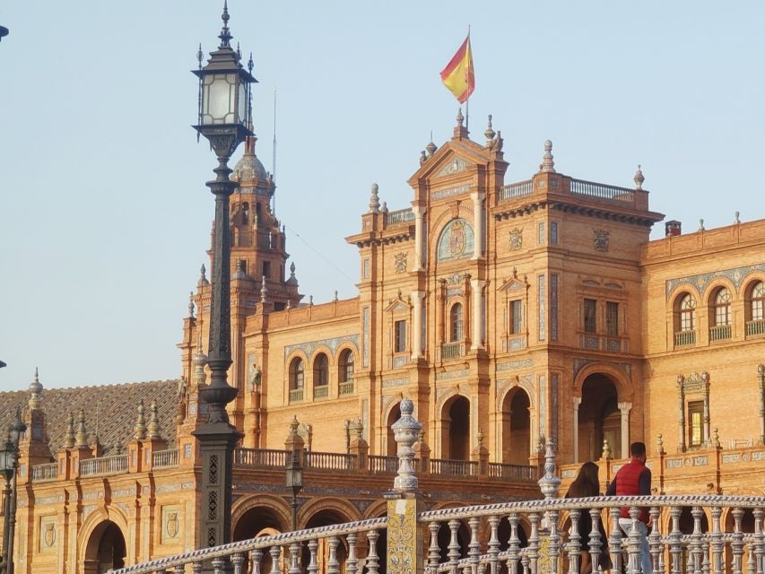 Seville: Small-Group City Highlights Walking Tour - Seville Cathedral Exterior: Learning to Look Up
