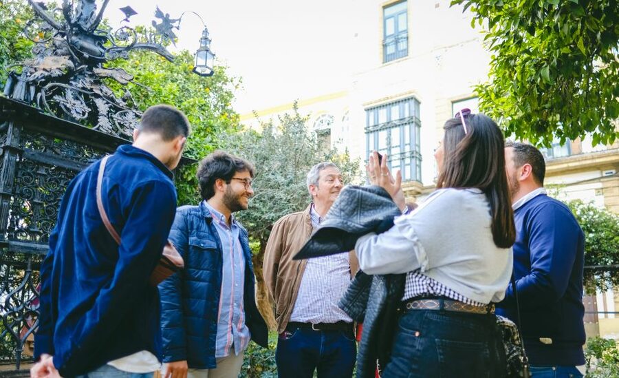Seville: Small Group Jewish Quarter Tour with Tapas & Drinks - Calle Agua and Santa Cruz Square: the street names do the storytelling