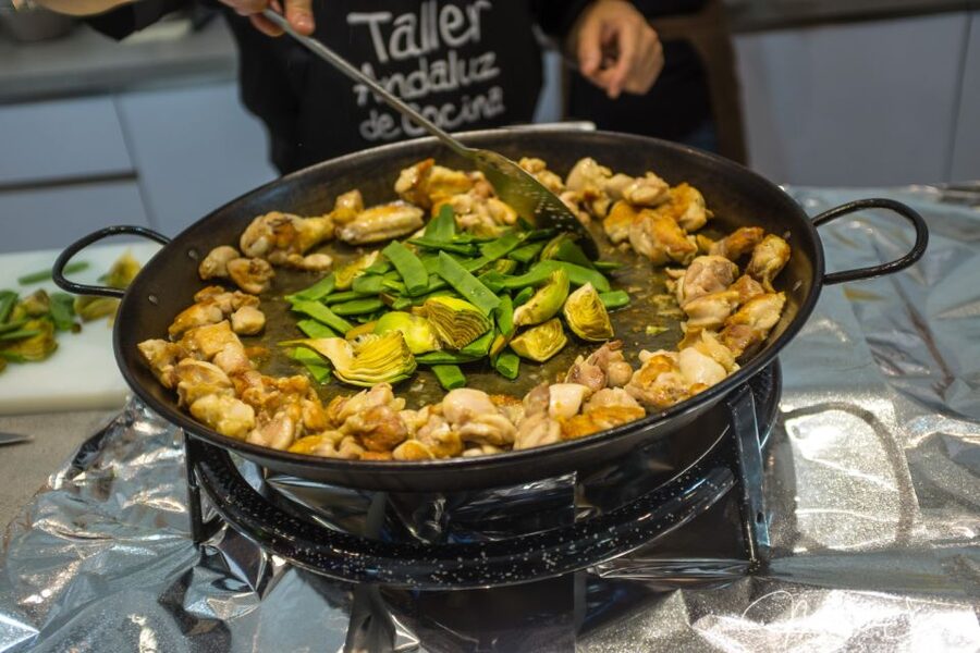 Seville: Spanish Cooking Class with Dinner - Finding the Class at Triana Market (Stalls 75 to 77)