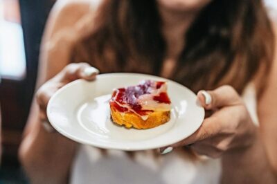 Tapas, Taverns and History Guided Walking Tour