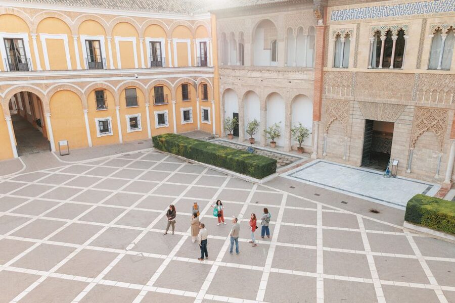 Seville: VIP Exclusive Early Access Tour of The Alcazar - Photo opportunities are better when the rooms are quiet