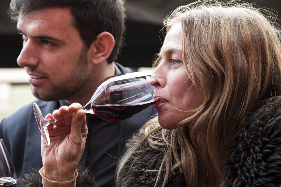 Seville: Wine and Gourmet Tapas Tour - Why This Seville Wine and Gourmet Tapas Tour Feels Worth It