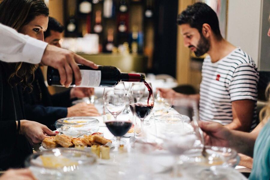 Seville: Wine and Gourmet Tapas Tour - Meeting Point and How the 3 Stops Fit Together in 4 Hours