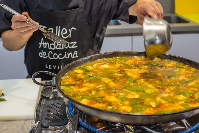 Spanish Cooking Class & Triana Market Tour in Sevilla - The cooking flow: from prep work to eating your own lunch