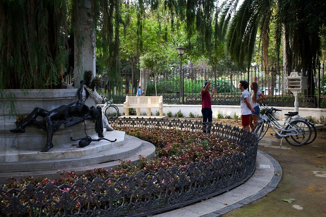 Sunset Guided Bike Tour in Seville - Cathedral area plus Giralda tower: seeing the icons without the ticket stress