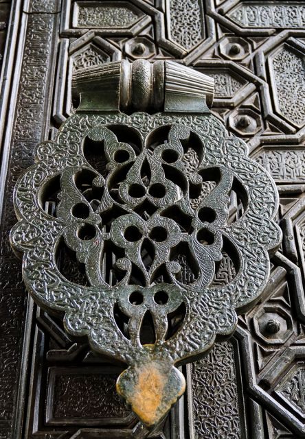 The Cultures of Seville Walking Tour - Local Guides Make the Difference, and Names Matter