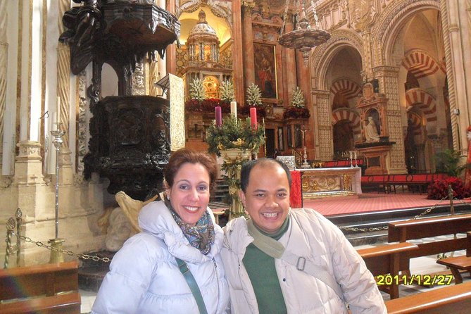 Visit Cathedral Mosque with official guide. Small groups - Why Headphones and Tickets Included Makes This Better Value